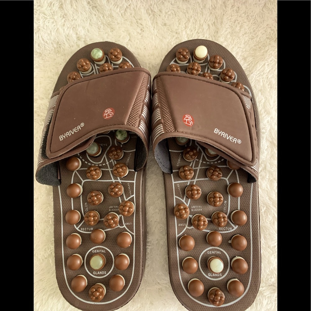 Byriver acupuncture slippers